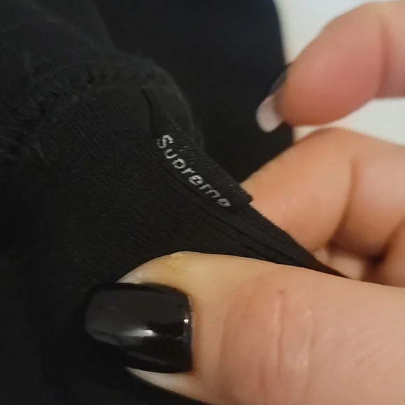 Supreme hoodie - Picture 3 of 5